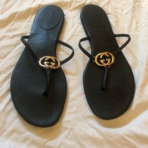 Gucci GG Emblem Thong Sandals size 40